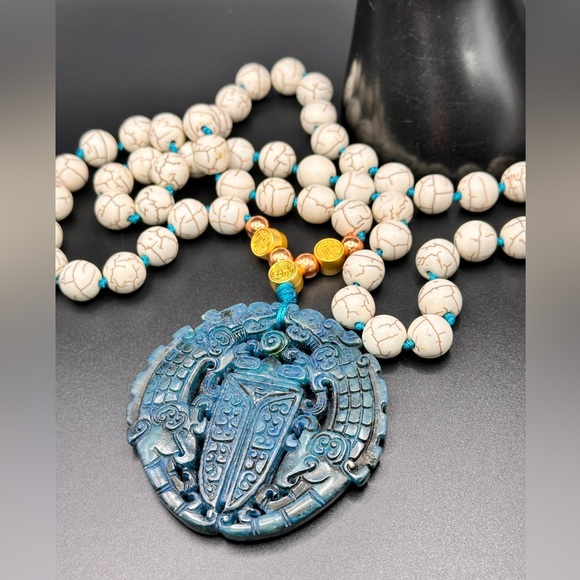 ANTIQUE JADE CHAN LOONG ( 蝉 龙 ) + CALCITE NATURAL STONE NECKLACE one size - Picture 9 of 11